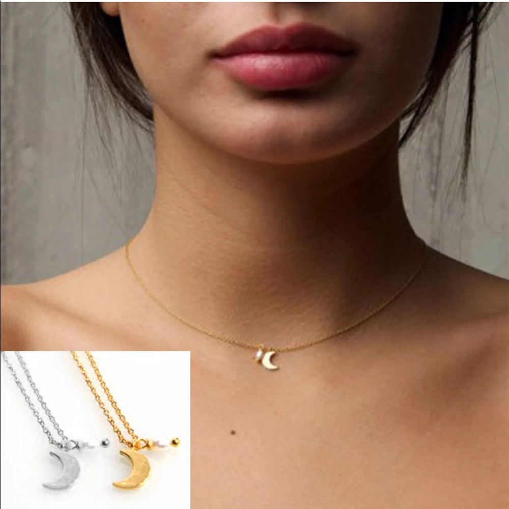 {RILEY} boho dainty moon & pearl charm necklace - Picture 2 of 4